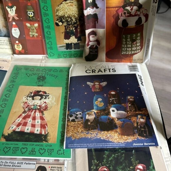 Christmas lot of home decor Sewing Pattern Set of nine 🪡 - Picture 4 of 6